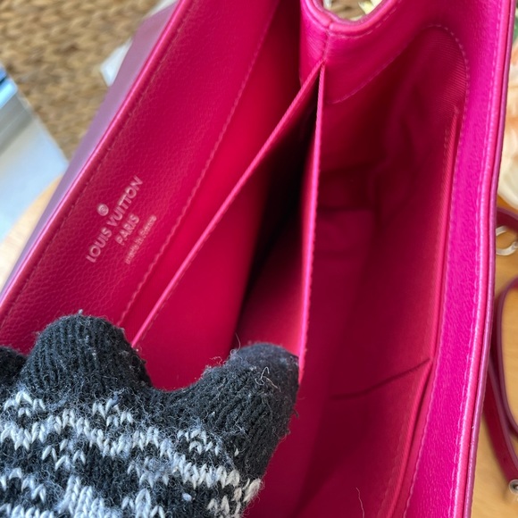LOUIS VUITTON LOCKME II VGC COMPLETE INCLUSION DUSTBAG DC DU2195 ‼️JUNE SALE‼️ - Picture 14 of 15